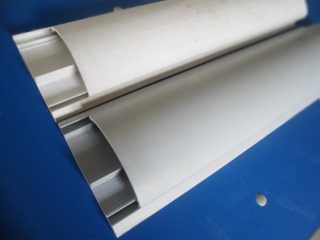 105mm floor trunking. Standard quality and durable for electrical cable routing.