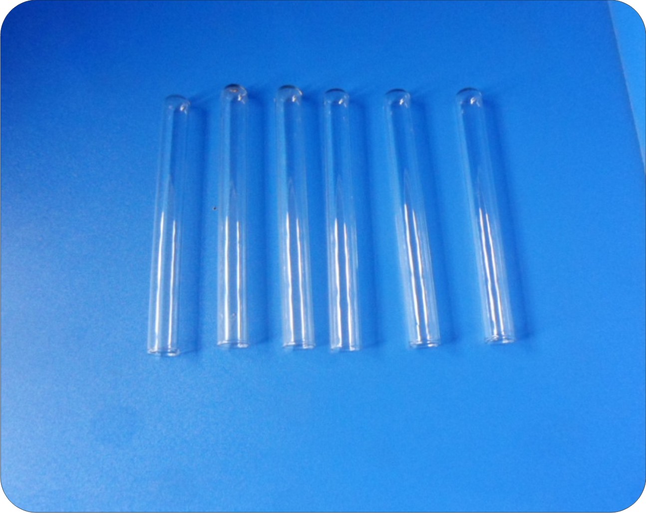 lass test tubes for scientific experiments